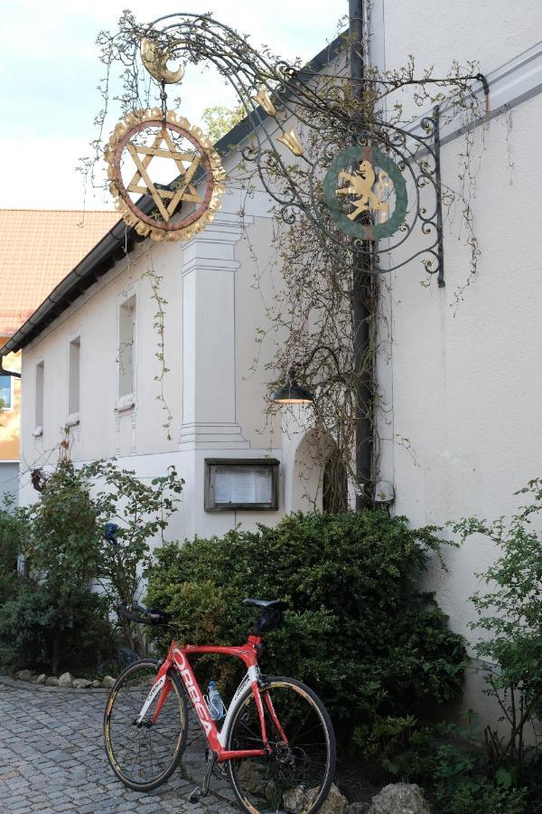 Zum Goldenen Lowen Hotel Kallmünz Eksteriør billede